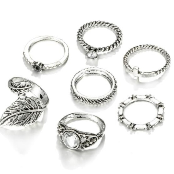 NEW 7pc multi styles ring set - Picture 2 of 6